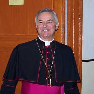 Quindici Molfetta Mons. Domenico Cornacchia, 66 anni, è il nuovo